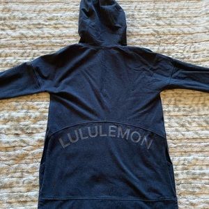 Lululemon sweatshirt
